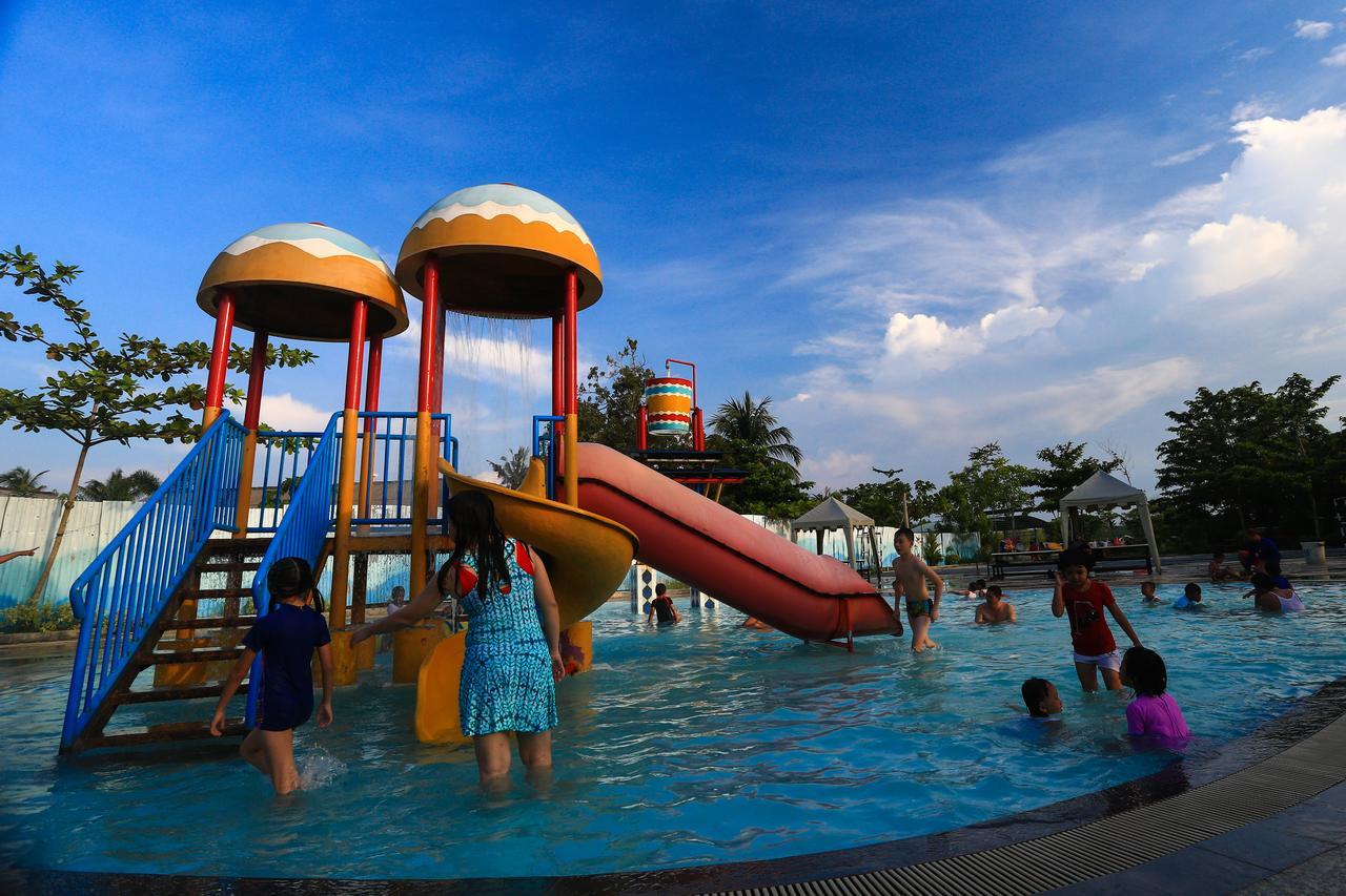 Hotel Sunrise City Tanjung Pinang Εξωτερικό φωτογραφία
