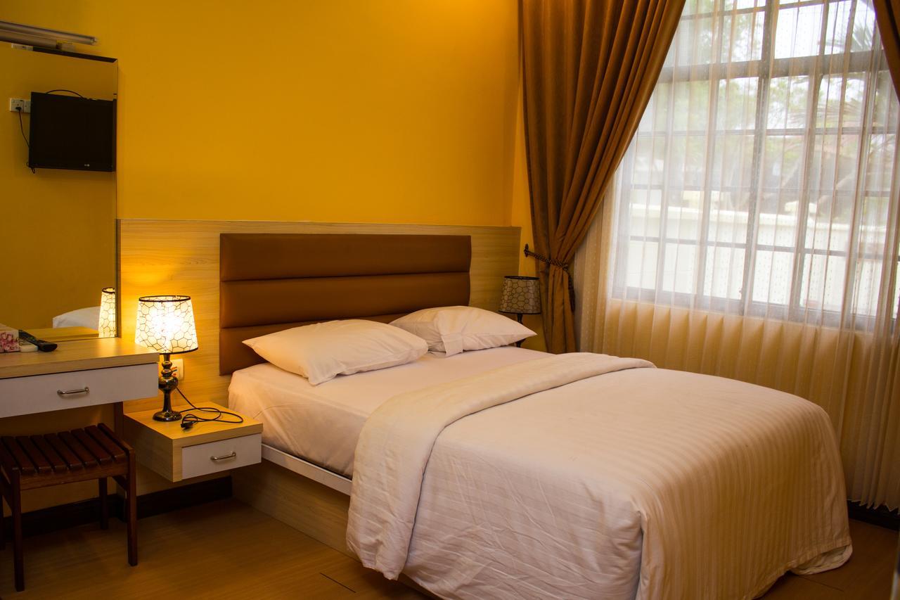 Hotel Sunrise City Tanjung Pinang Εξωτερικό φωτογραφία